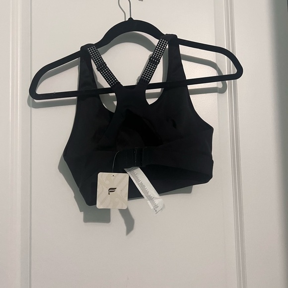 Fabletics Sports Bra Black Size Small NWT - Picture 2 of 3